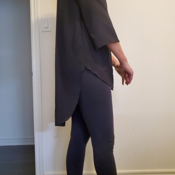 Top - Picture 3 of 4